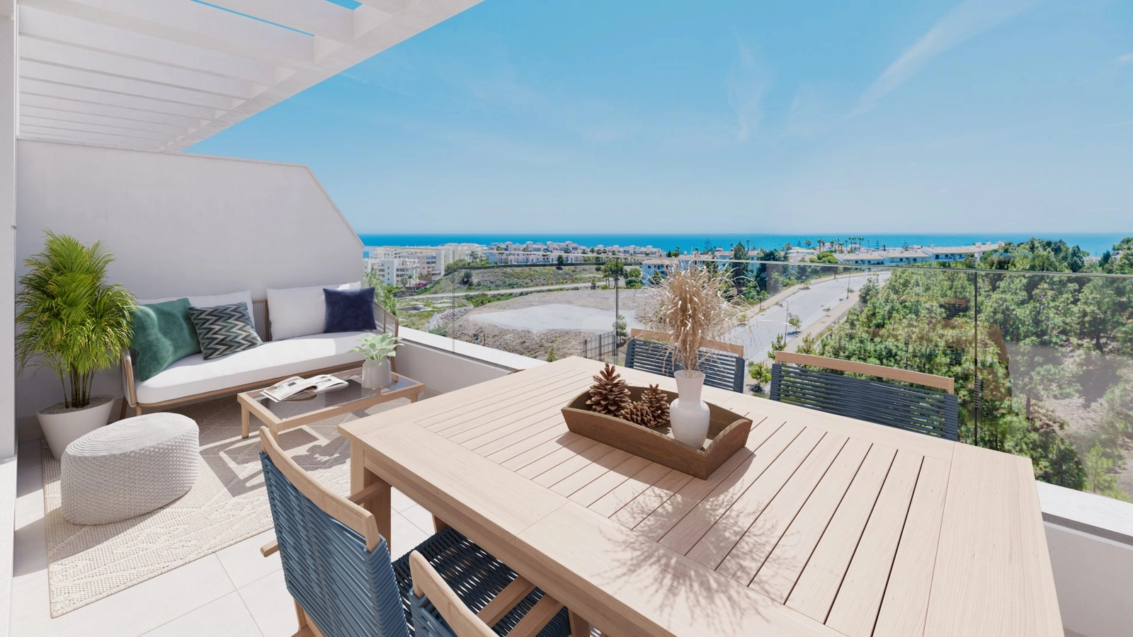 Romslige terrasser designet for utendørs bespisning og avslapning i solen på Costa del Sol.