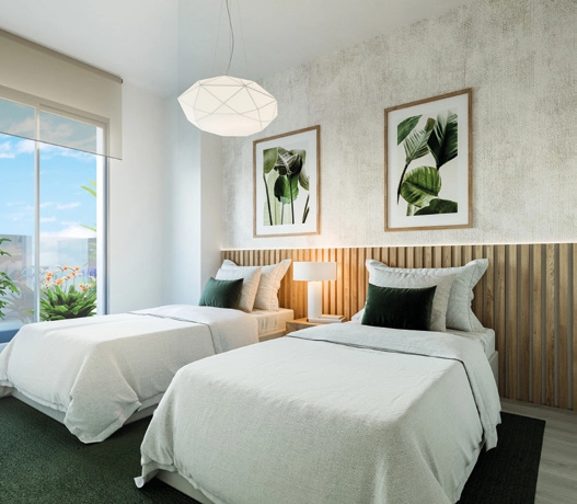 Gjesterom er designet med stil og komfort i tankene, og gir en innbydende plass for familie og venner.