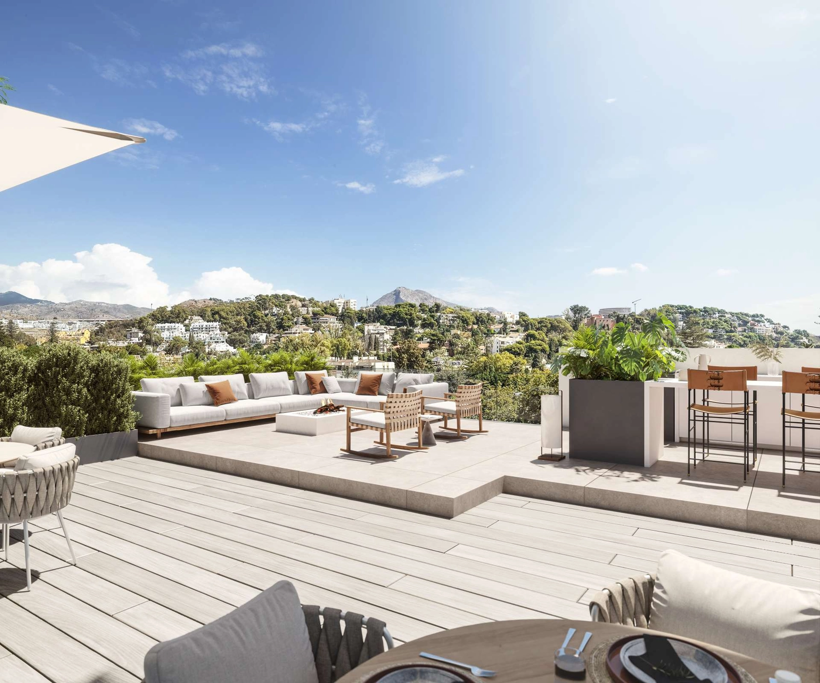 Takterrassen er et perfekt sted for avslapning eller underholdning med Costa del Sol som bakteppe.
