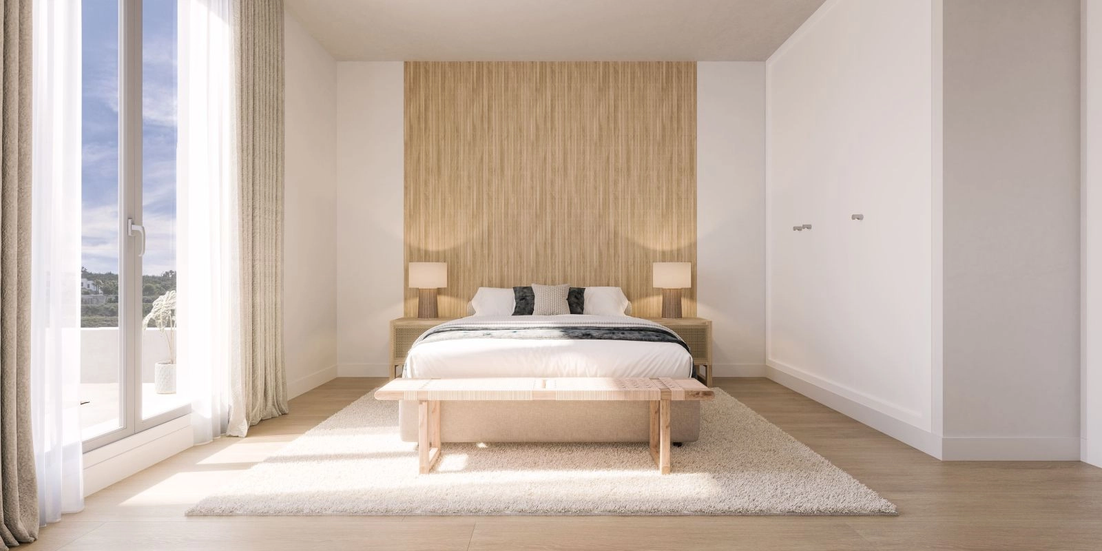 Elegant designede soverom tilbyr et rolig sted for hvile og avslapning, fylt med naturlig lys.